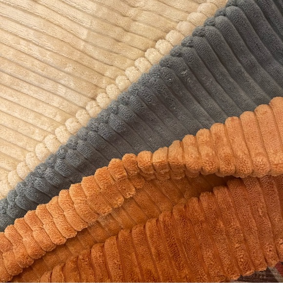 NEW West Elm (Set 4) Multicolor Velvet Corduroy Throw Pillow Cover Sham 18 x 18 - Picture 10 of 11